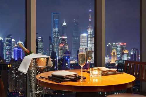 上海喜来登一桌多少钱（喜来登一桌大概要多少钱?）-图1