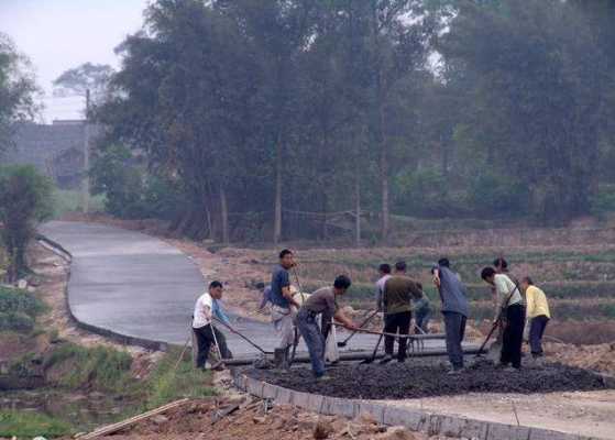 自己家里住处修路面多少钱（老家修路要自己出钱吗）-图3