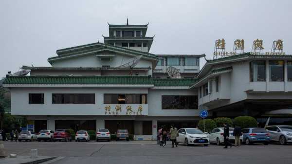 桂林桂湖餐厅电话是多少（桂林桂湖饭店附近美食）-图2